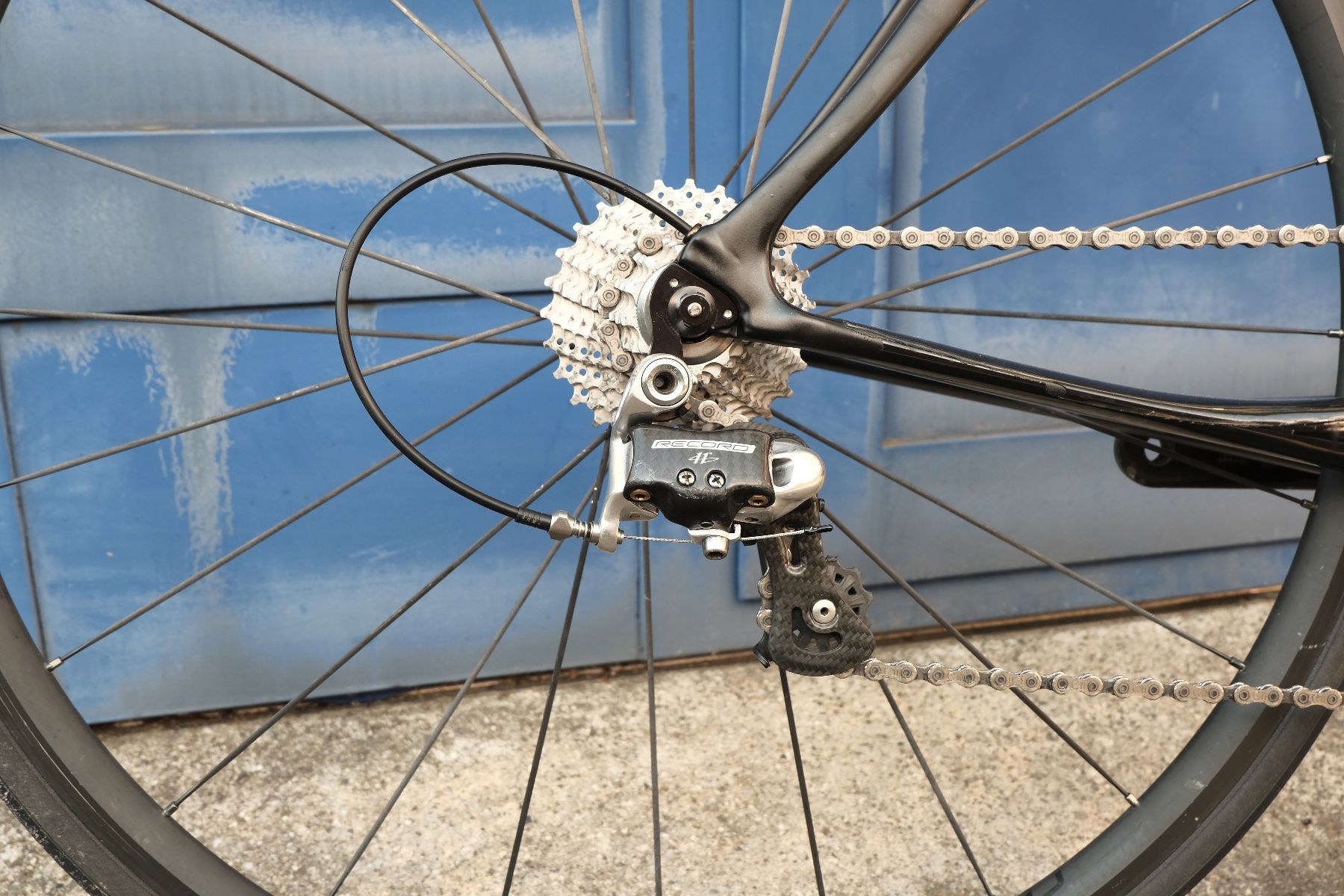 Biciclette: Pinarello Dogma k8s Paris-Roubaix – Usato da Bern venduto da Lemmehaveit 2