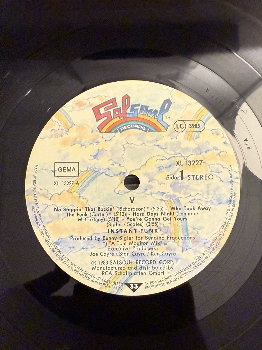 Dischi in vinile: Instant Funk - V – Usato da Delémont venduto da Studio_du_soleil 2