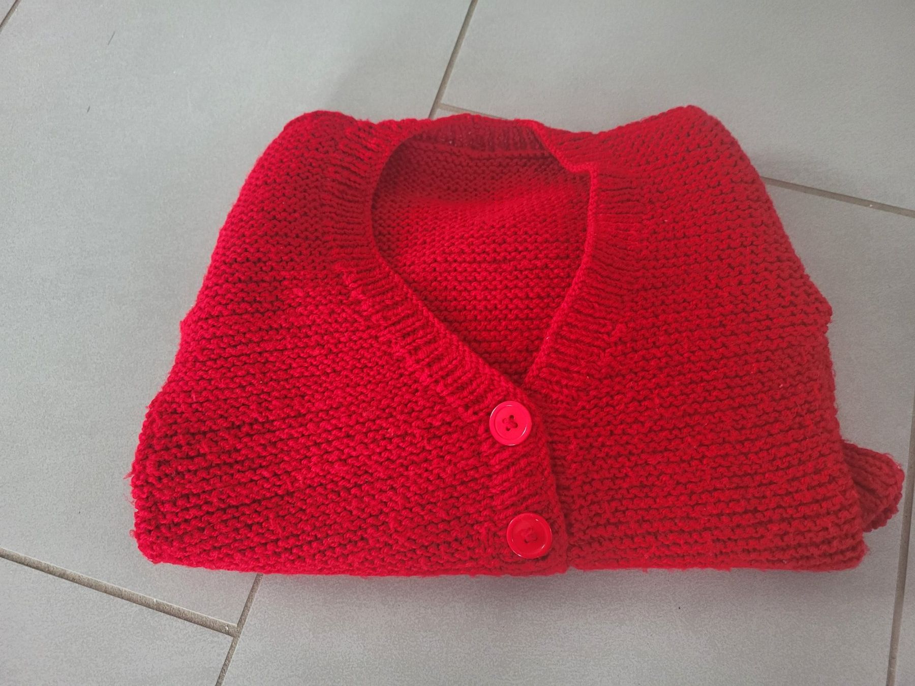 Maglioni & Felpe: Wolle Jacke Pulli gr. 101 110 116 Hand Made – Usato da Boswil venduto da i12i