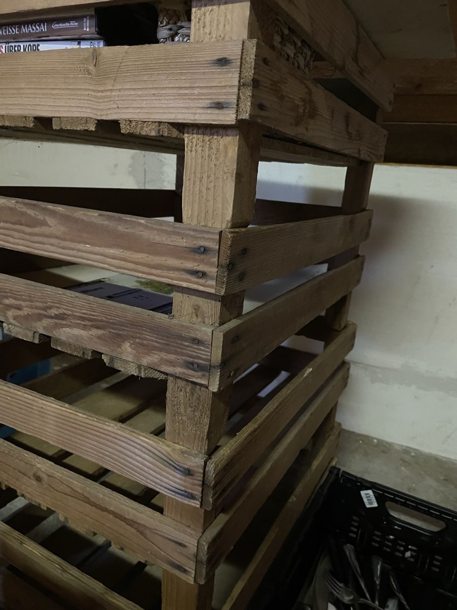 Articoli in legno: Holzharassen Vorkeimharassli – Usato da Lüsslingen venduto da eehm 2