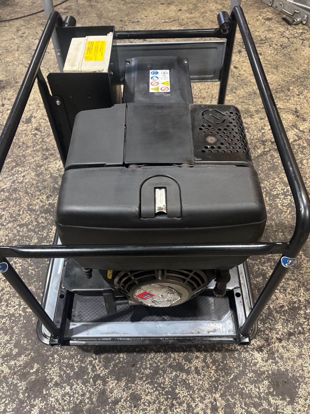 Generatori di corrente: Notstromagregat Hatz Diesel – Usato da Grono venduto da Alpina6537 5