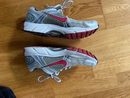 Nike Vomero 5 Grösse 44