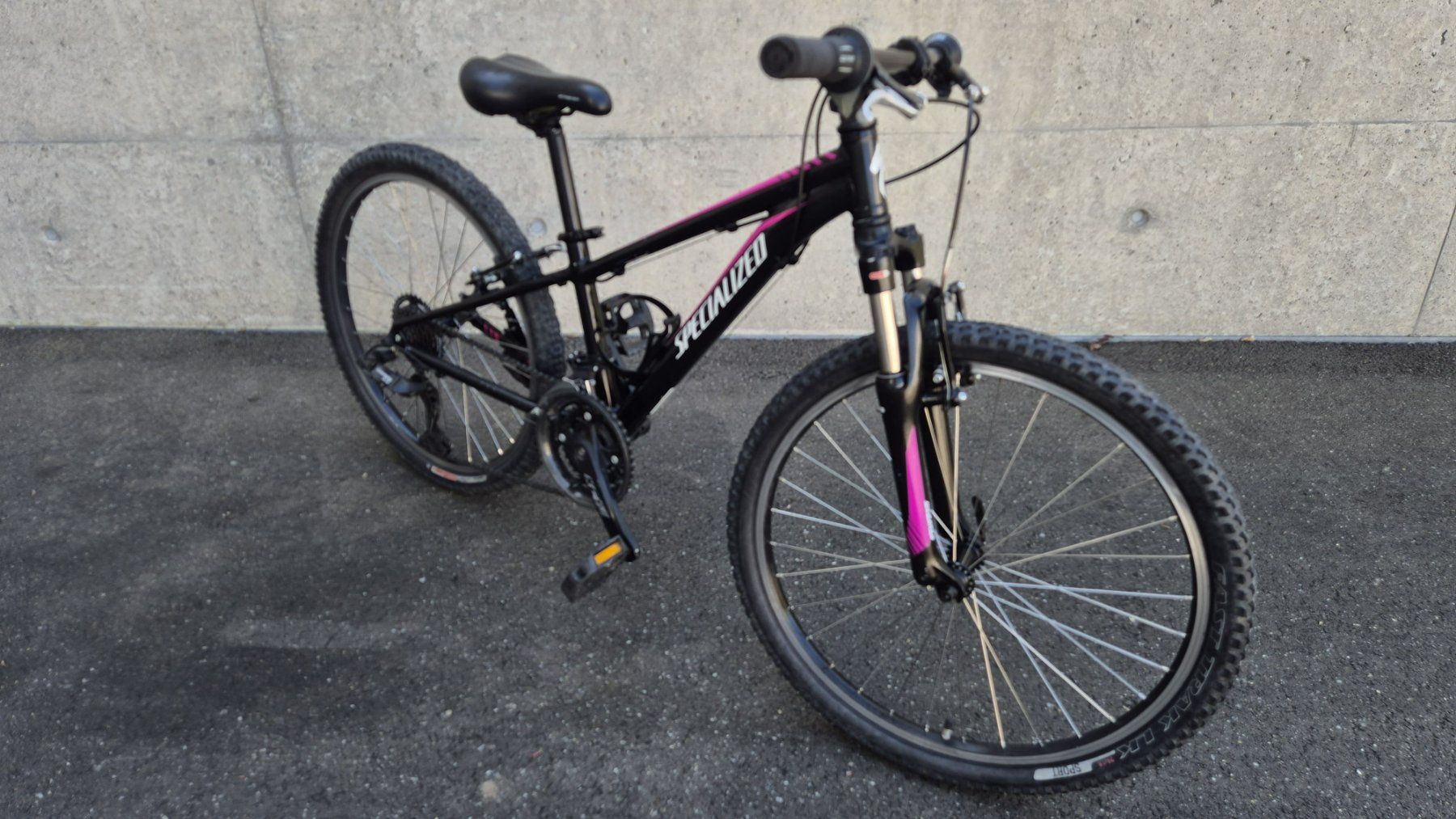 Specialized Biciclette: Kindervelo Specialized Hotrock 24'' XC – Usato da Baar venduto da rebeli6340 1