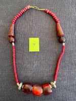 Kette mit Holzperlen / Modeschmuck