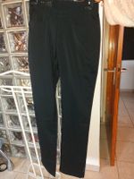 Pantaloni sportivi Under Armour neri 30/36 nuovi