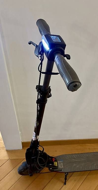 Kickboard: Trotinette E-TWOW GT + SL Swiss édition  – Usato da Lausanne venduto da isa_qf8z 4
