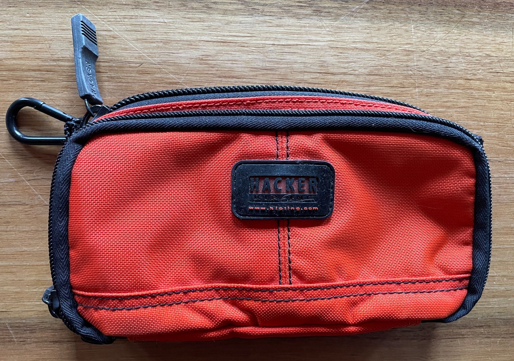 Kipling Astucci : Etui, orange, top Zustand – Nuovo (secondo la descrizione) da Gümligen venduto da soleil149