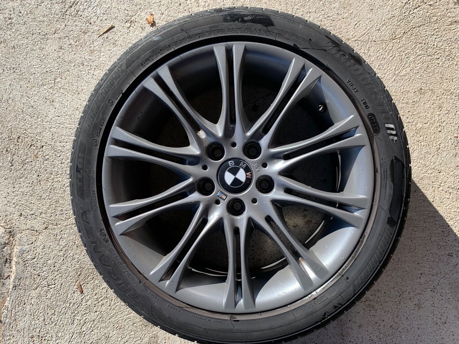 BMW Cerchioni: 4 Alufelgen mit Sommerpneu (BMW - E60) – Usato da Nidfurn venduto da cejeisda 1