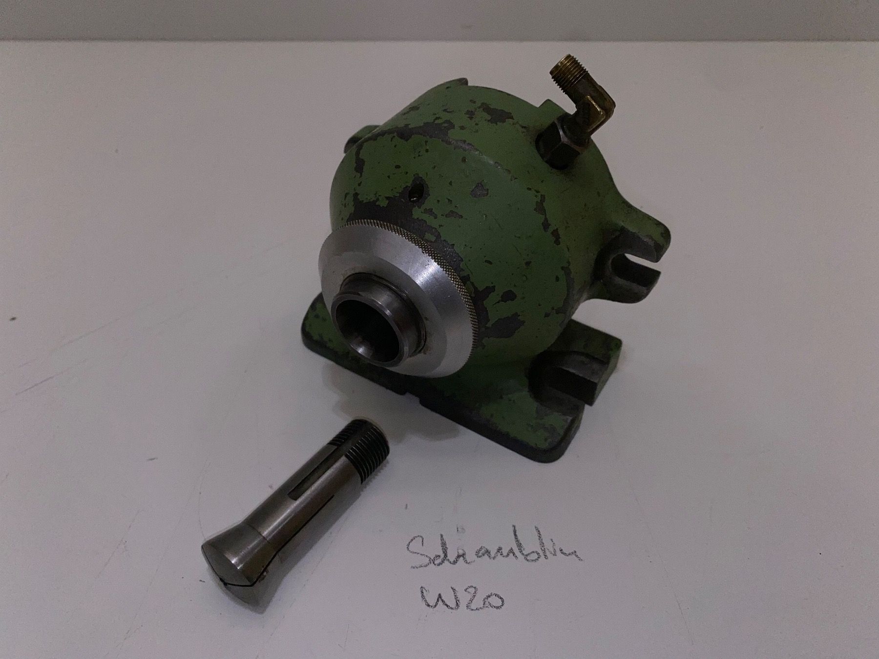Schaublin Tutti gli attrezzi: Pneumatisches Spannzangenfutter Schaublin W20 – Usato da Boswil venduto da ABLagerBoswil 2