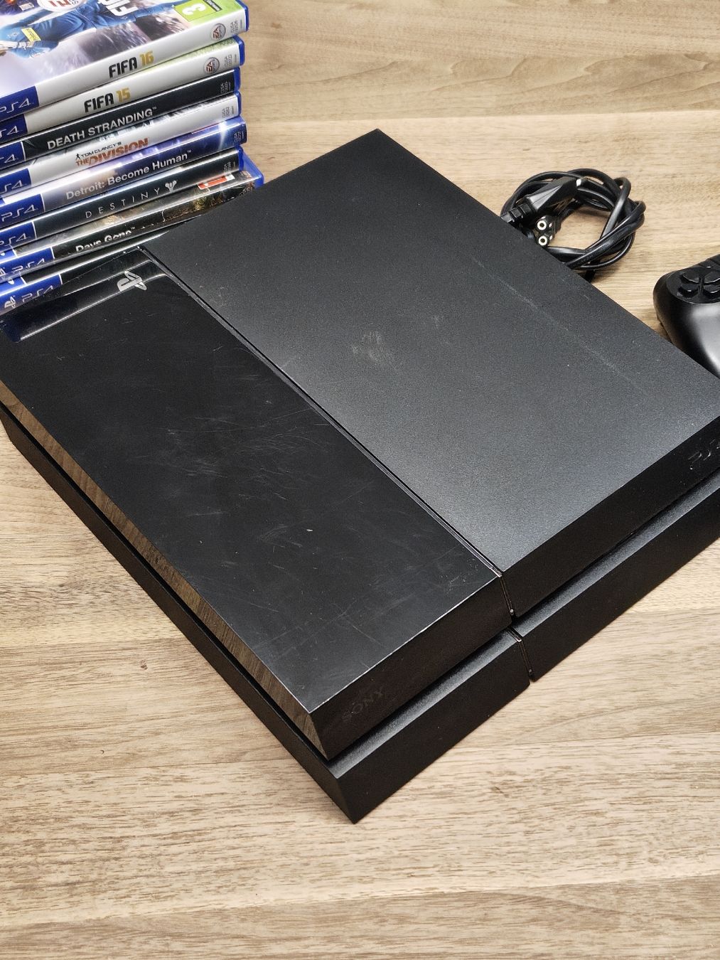 Sony Console: Playstation 4 inkl. 2 Controller & Games – Usato da Hüniken venduto da Satoshi.Nakamoto 2