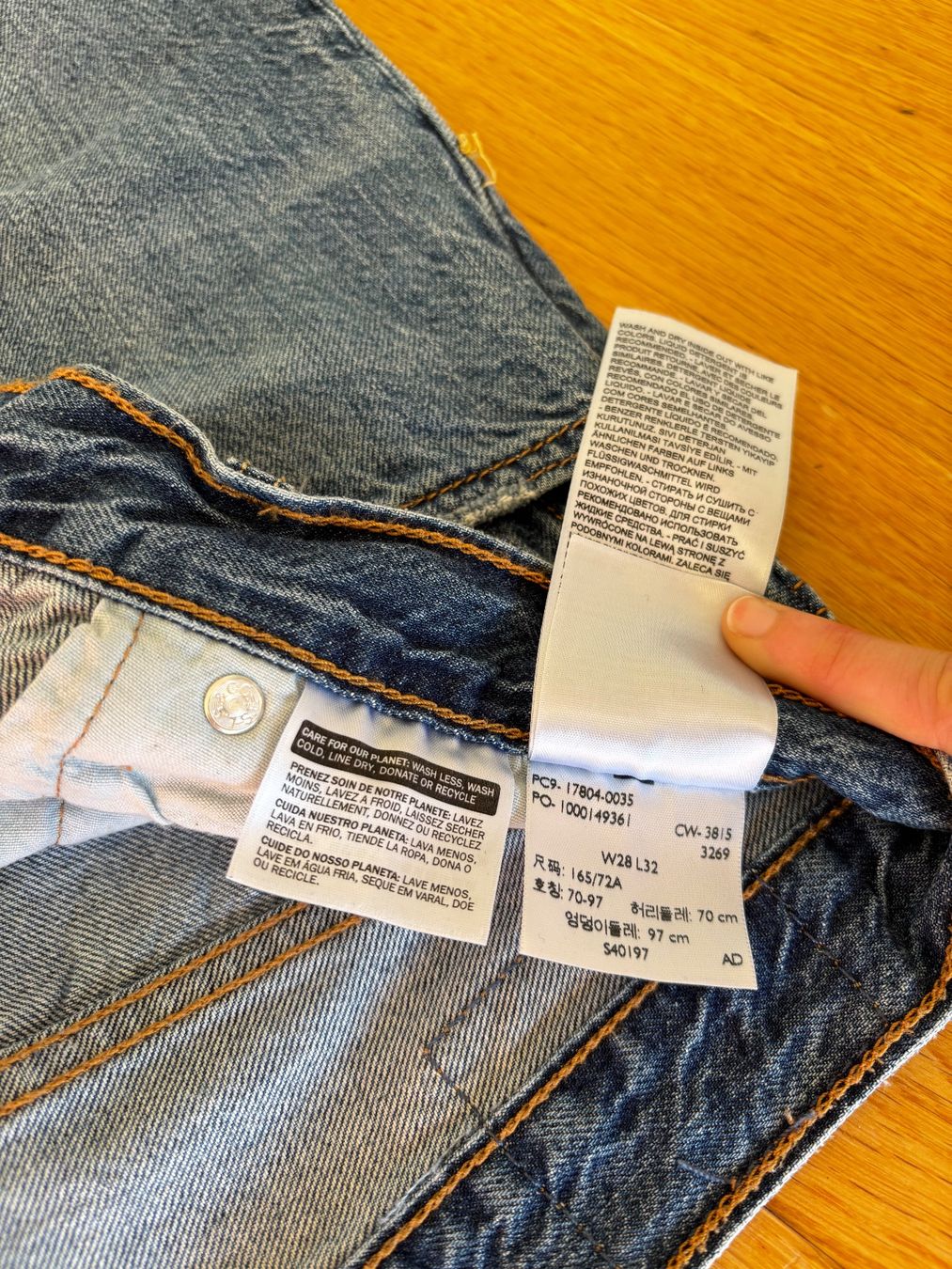 Levi's Jeans: Levi's 501 Jeans, Taille W28 L32, blau – Usato da Bulle venduto da nathydaenzer 1