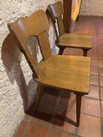 9 Holzstühle & 9 Holztische aus Traditionslokal