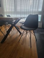 8 Stühle Schwarz