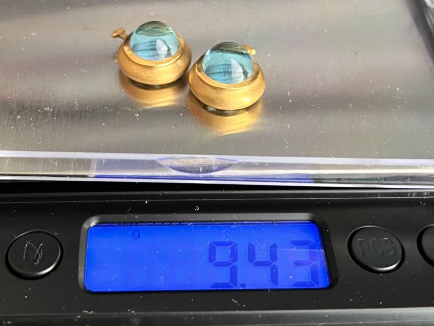 Ciondoli: 2 Einhänger 750 er gelbgold mit hellblauem Glas – Nuovo (secondo la descrizione) da Root venduto da My.Immobilia