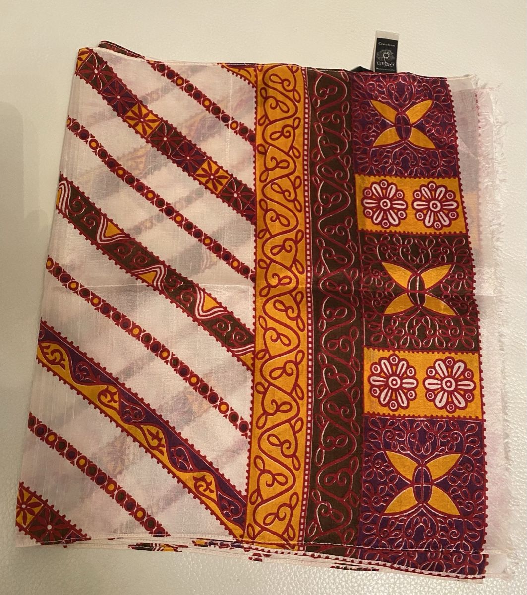 Foulard & Sciarpe: Seiden Schal 🌸 – Usato da Opfikon venduto da Luis144 4