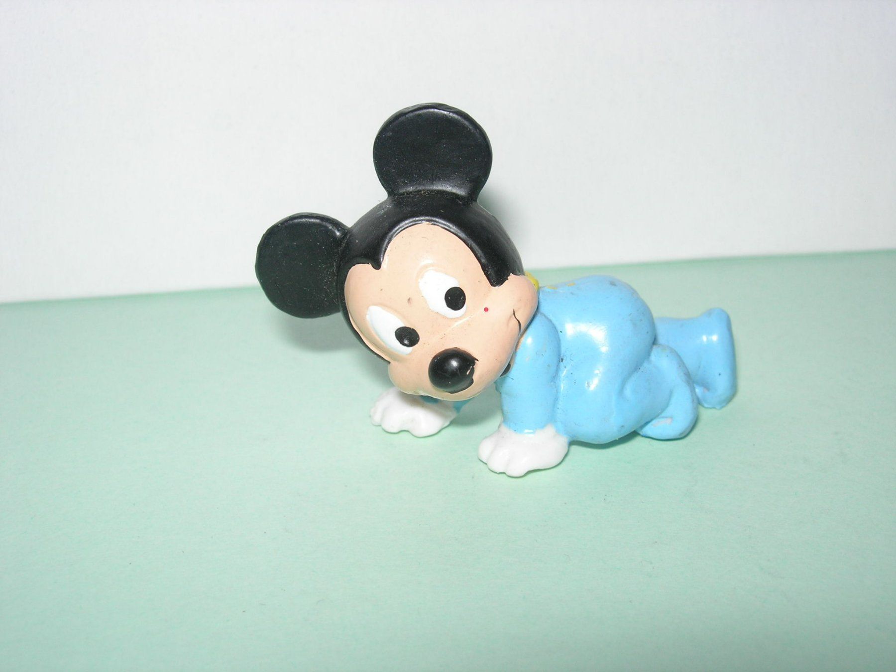 Disney Statuette: Baby Mickey Maus Disney – Usato da Hornussen venduto da Corvette-