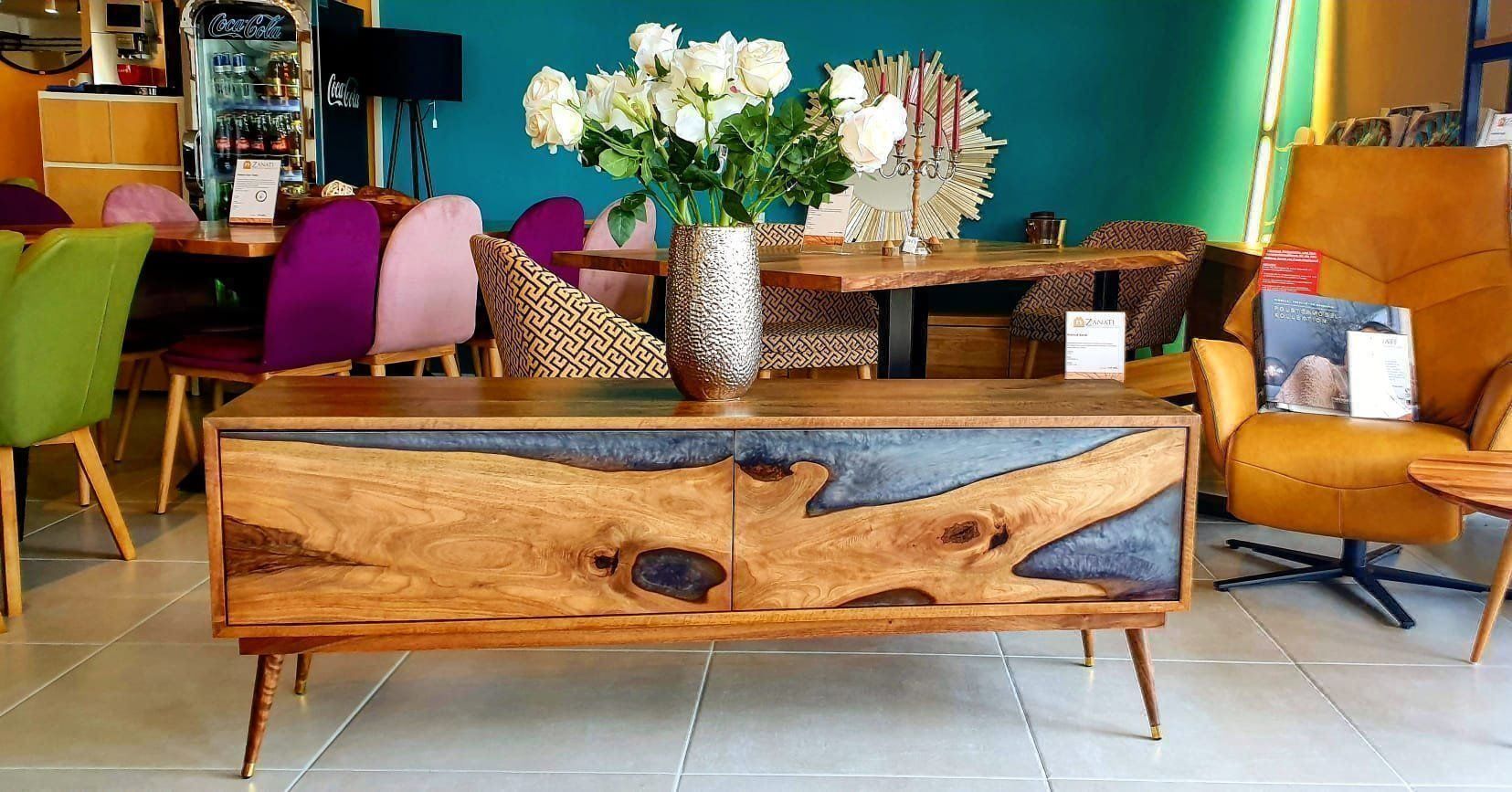 Mobili TV: Lowboard / Kommode Grey Walnut Epoxid AUSVERKAUF – Nuovo (secondo la descrizione) da Gerlafingen venduto da ZANATI_Design