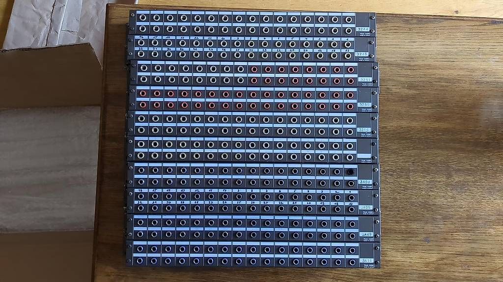 Kabel: 10× patchbays Tascam – Gebraucht aus Vevey von OddEcho 1