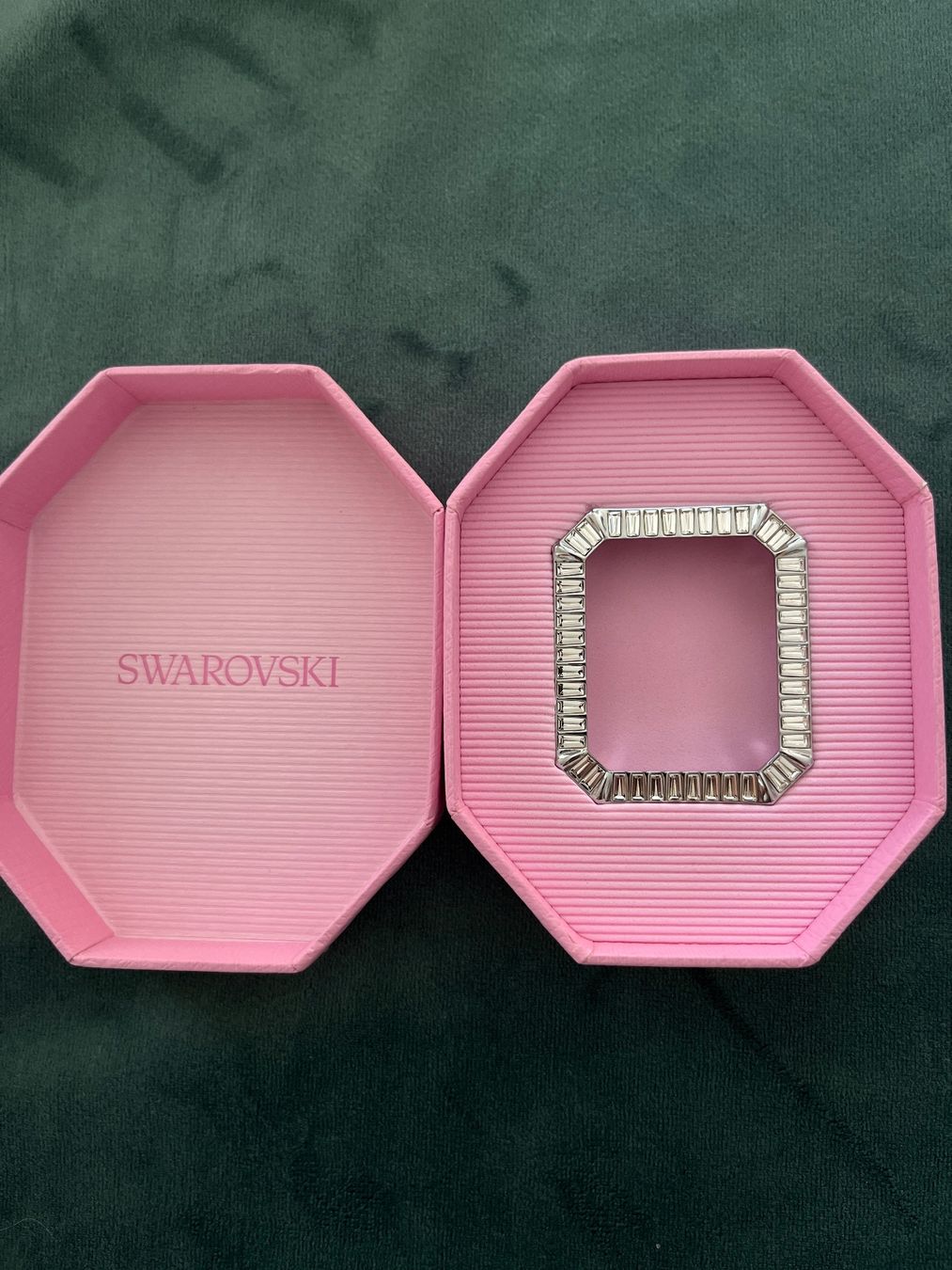 Swarovski Uhren: SWAROVSKI APPLE WATCH – Neu und originalverpackt aus Hildisrieden von Inna71