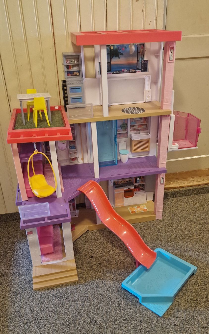 Barbie Case e mobili per bambole: Barbies Traumvilla – Usato da Tägerwilen venduto da Desiree78