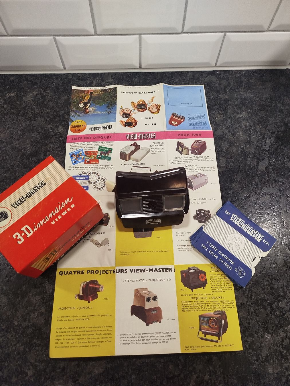 View-master Giocattoli: view master 3-d ancien en bakélite avec 9 pellicules – Usato da Genève venduto da Octo-puces 3