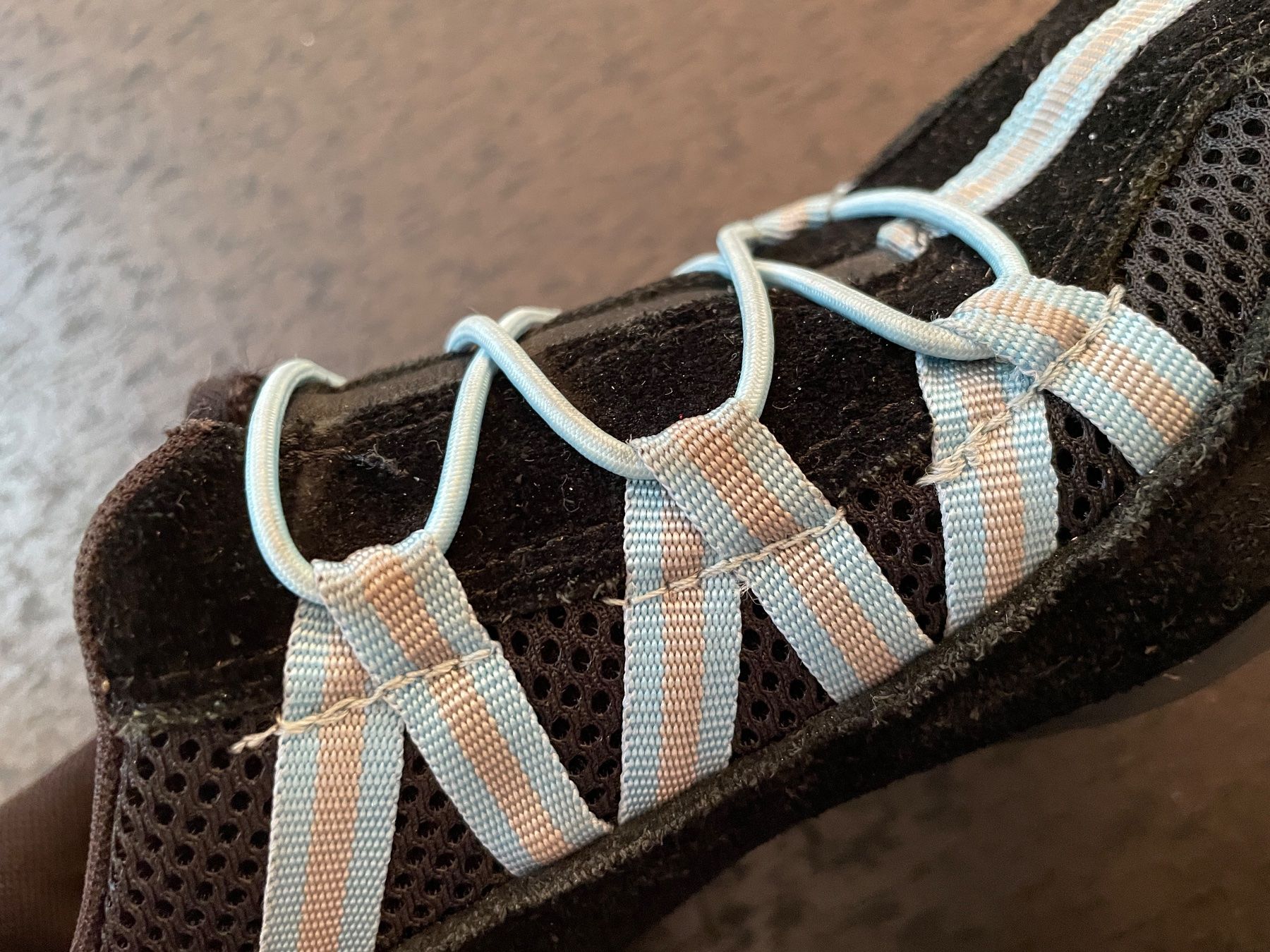 Scarpe per ragazze: Sneaker / Schuhe / Turnschuhe  Gr. 37 – Usato da Füllinsdorf venduto da bienli 5