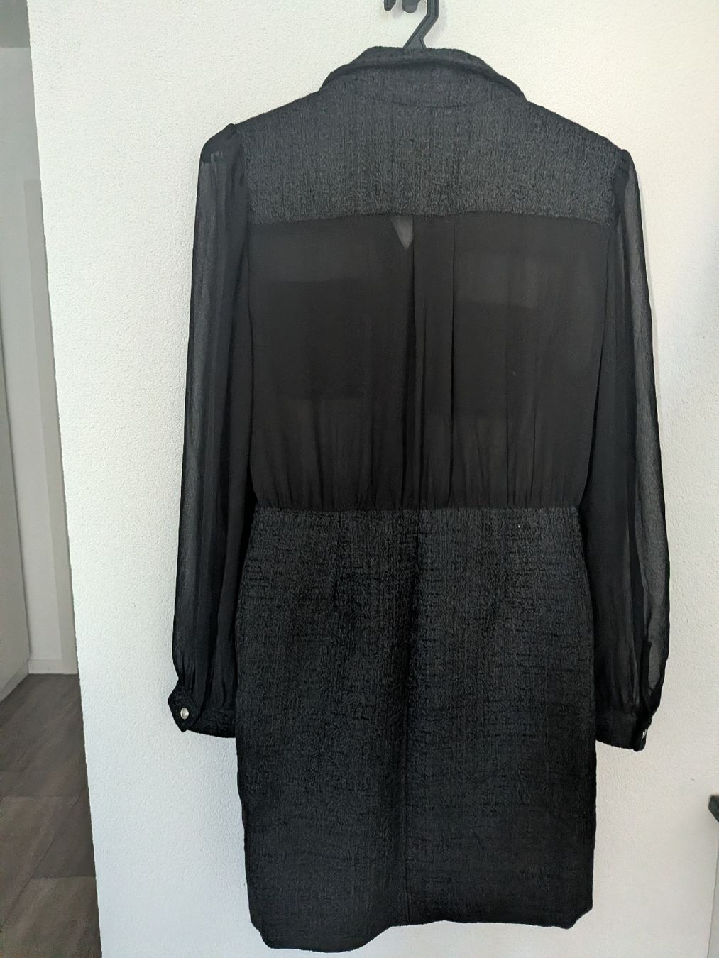 Morgan Robes: Morgan black tweed dress – Neuf (Voir description) à Morges par dhi_y2qk 1