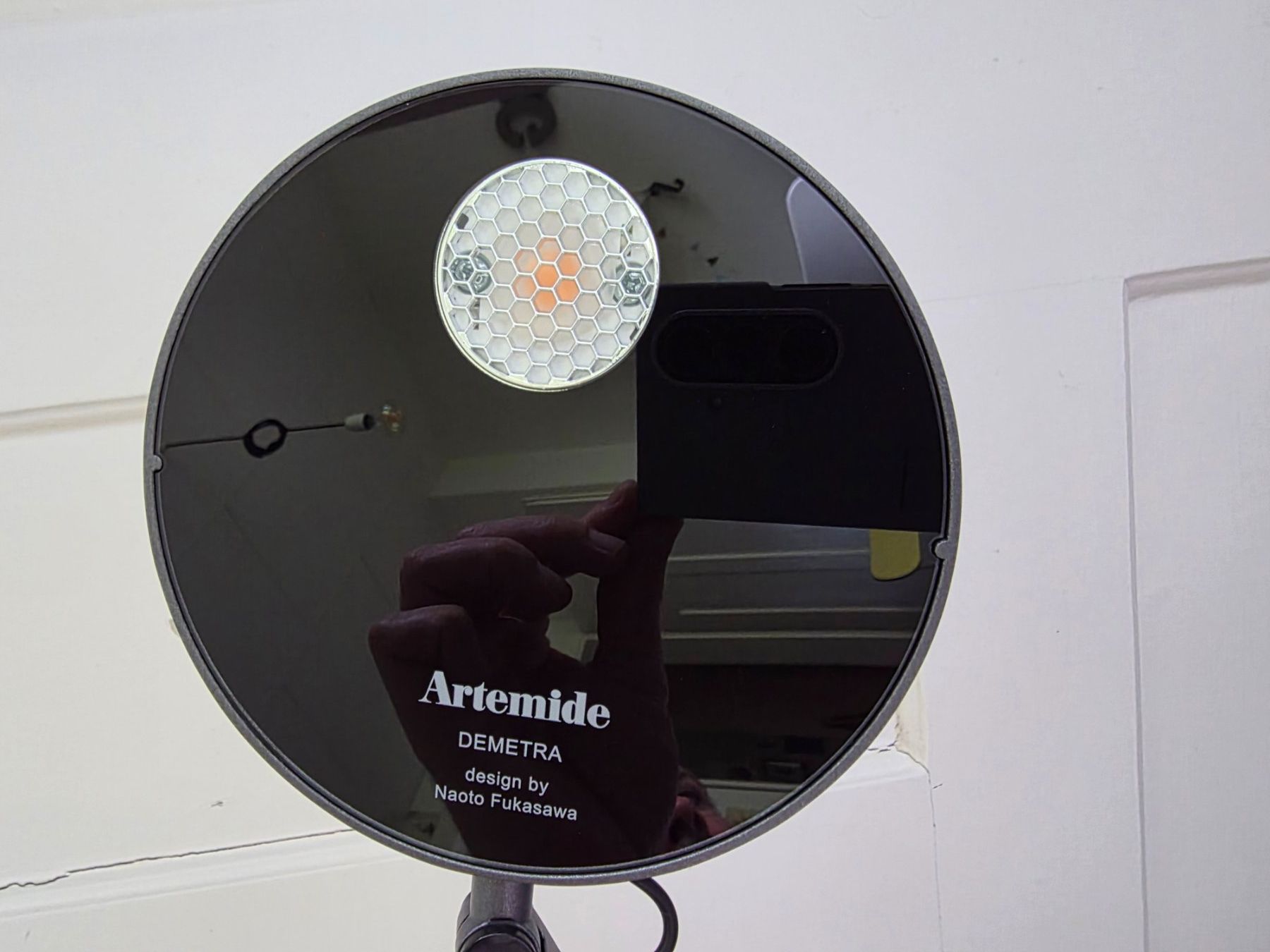Artemide Lampade: Artemide Demetra LED Tischleuchte grau – Usato da Zürich venduto da mar_eis667 2