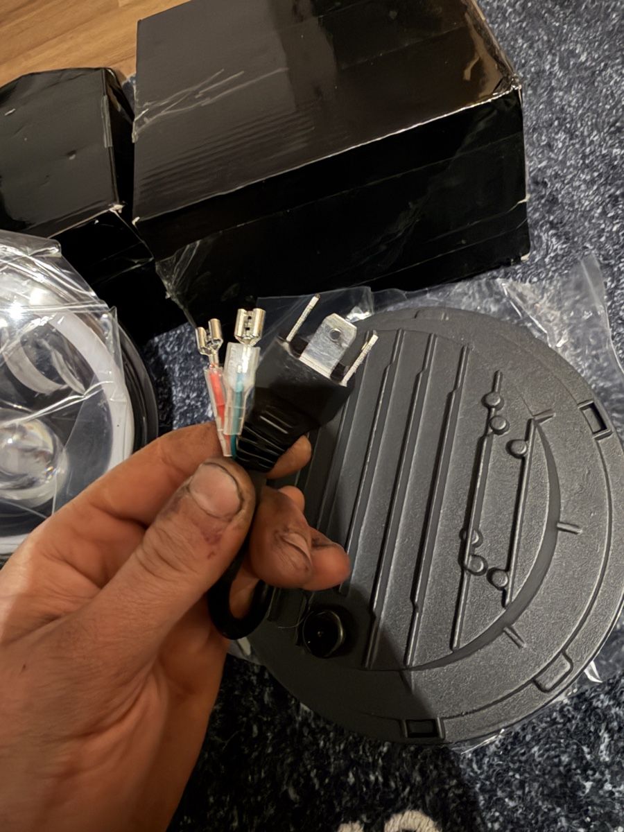 Jeep Toutes les pièces auto: Jeep Wrangler LED-Scheinwerfer – Neuf avec emballage d'origine à Brienz BE par dzubricky 2