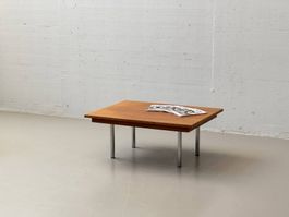 Couchtisch mit Nussbaumplatte und Chromgestell, 1970er Jahre