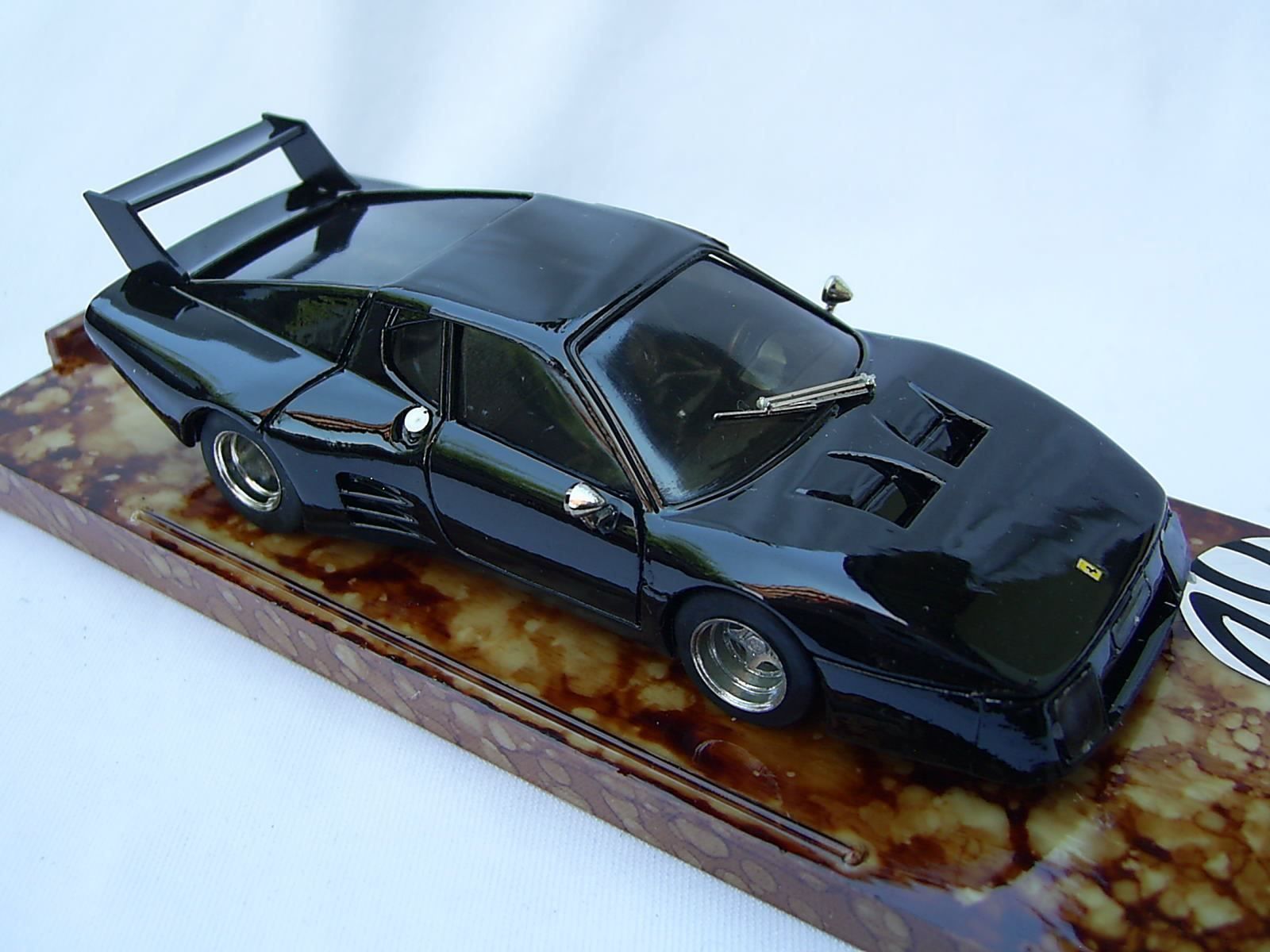 Brumm Modellini d'auto: FERRARI 512BB LM 1980 Plain Body Version 1:43 von Brumm – Nuovo e nell'imballaggio originale da Küttigen venduto da exclusive-modelcars 2