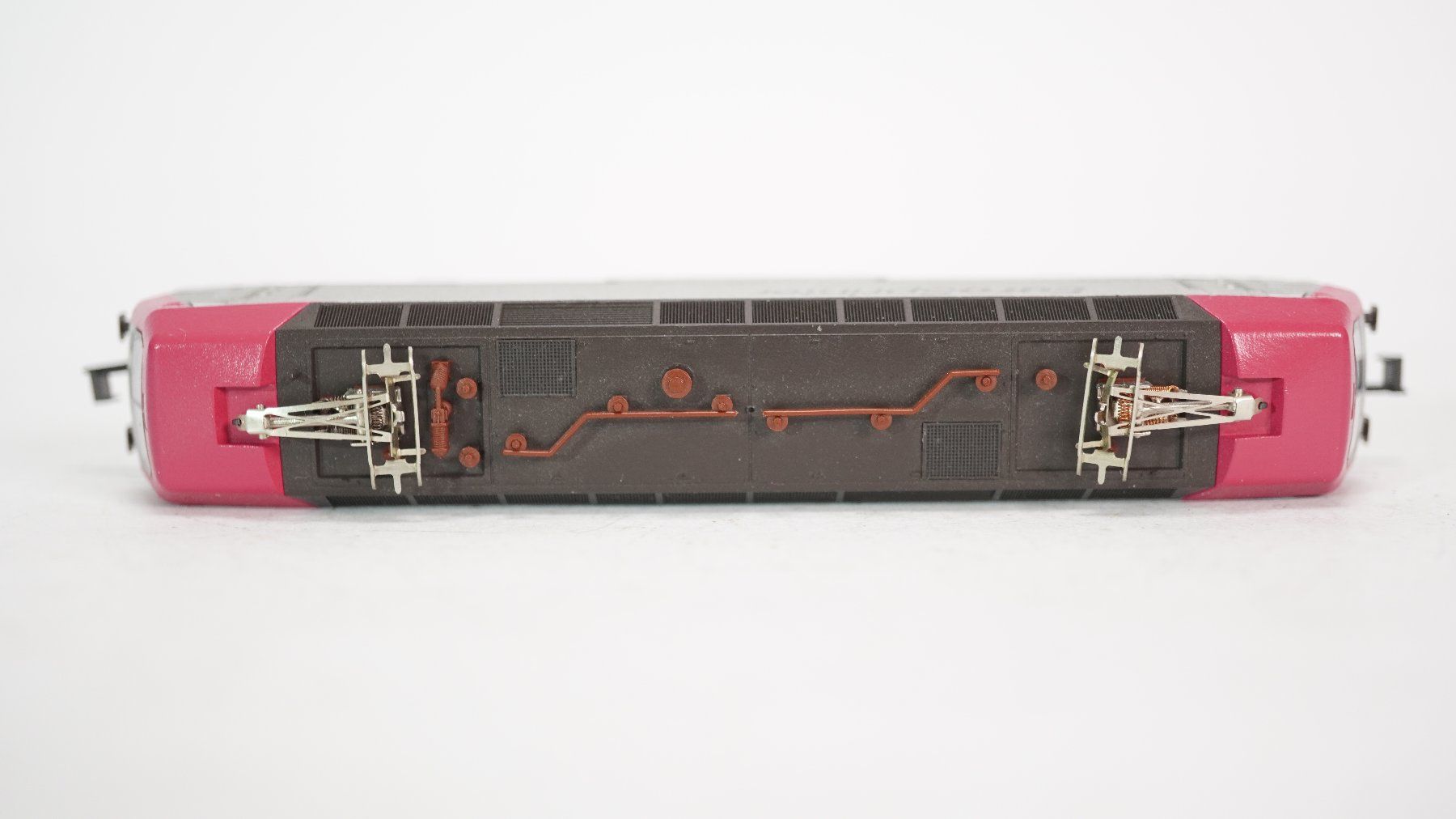 Trix Modellini di ferrovie: e37 Spur N Minitrix DB BR 127 EuroSprinter – Usato da Thun venduto da evinka_gmbh 6