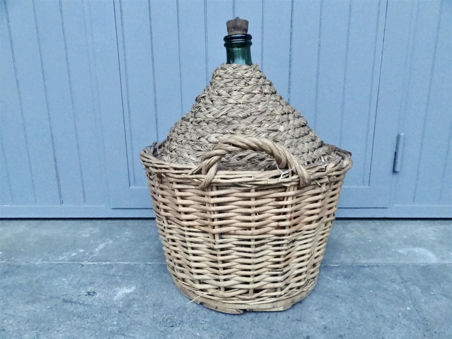 Bottiglie: alte sehr grosse Korbflasche – Usato da Kerzers venduto da Flaschenposten 3