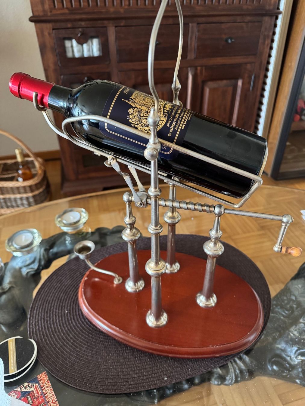 Château Margaux Wein: Französicher Wein Dekanter aus Messing – Gebraucht aus Bronschhofen von top-wein01 2