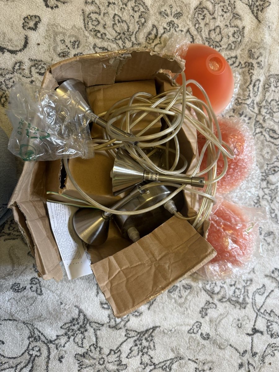 Lampade: Modern Orange 3-Pendant Ceiling Light Fixture Set – Nuovo (secondo la descrizione) da Zürich venduto da Vma_reuse 1