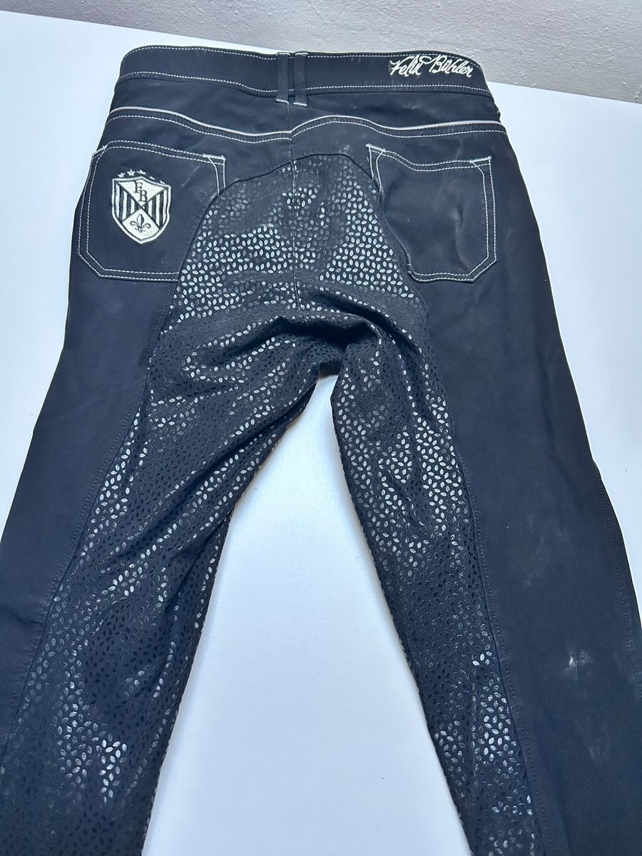 Felix Bühler Pantaloni: Felix Bühler Reithose Full Grip Schwarz Gr. 38   – Usato da Ettingen venduto da Kirchi 1