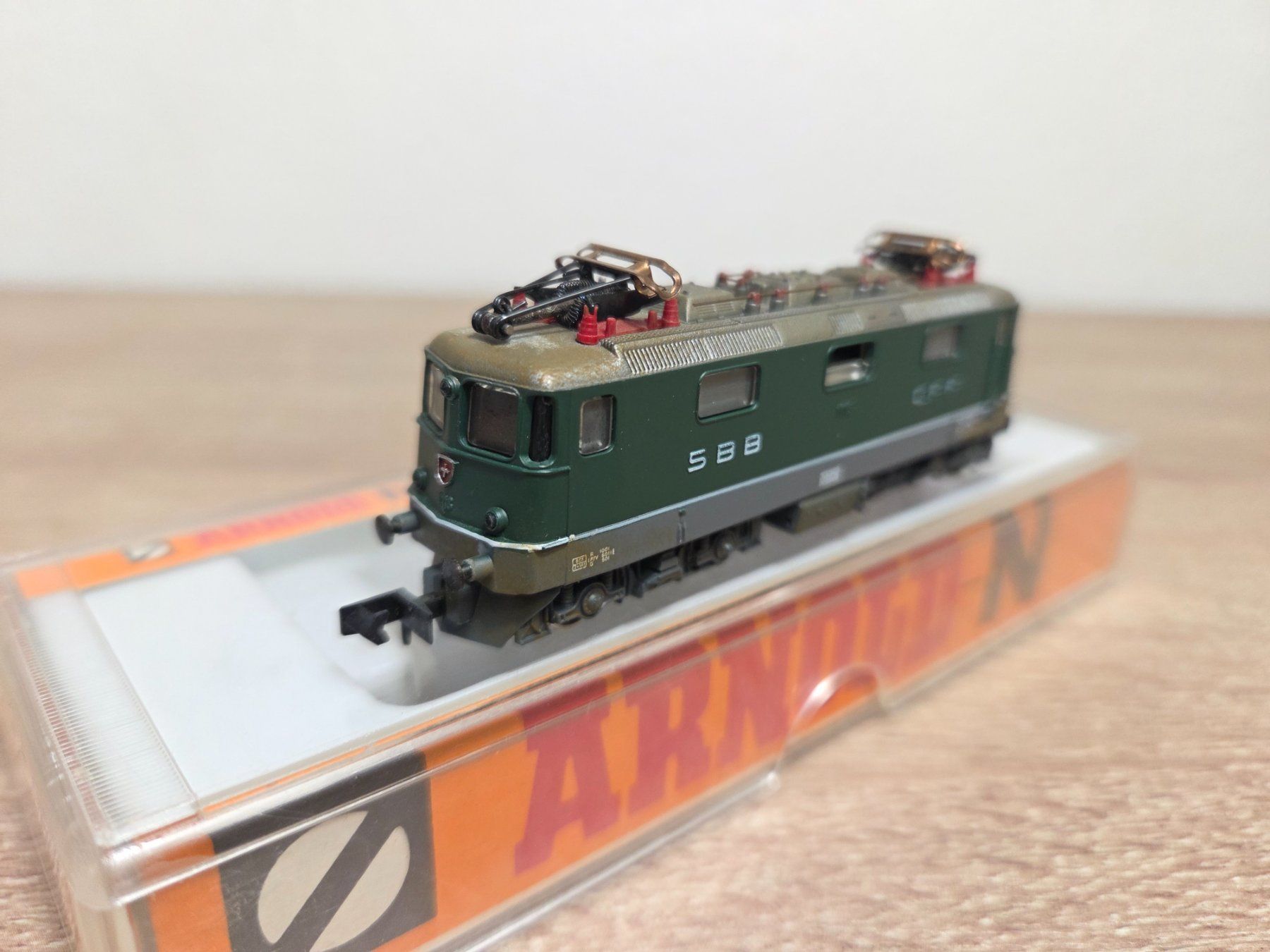 Arnold Modelleisenbahnen: Arnold N 2413 E-Lok SBB – Gebraucht aus St-Aubin-Sauges von Lo_Go 2