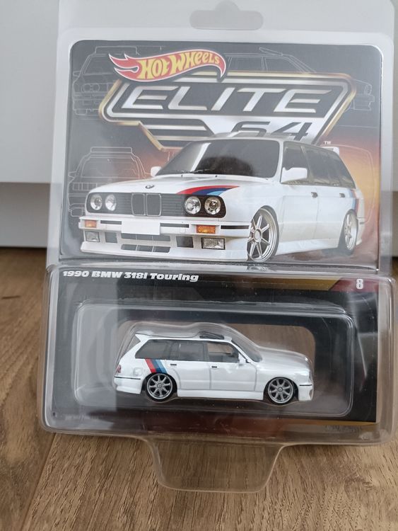 Hot Wheels Elite 64 1/64 - BMW 318i Touring 1990 - Série Premium Limitée