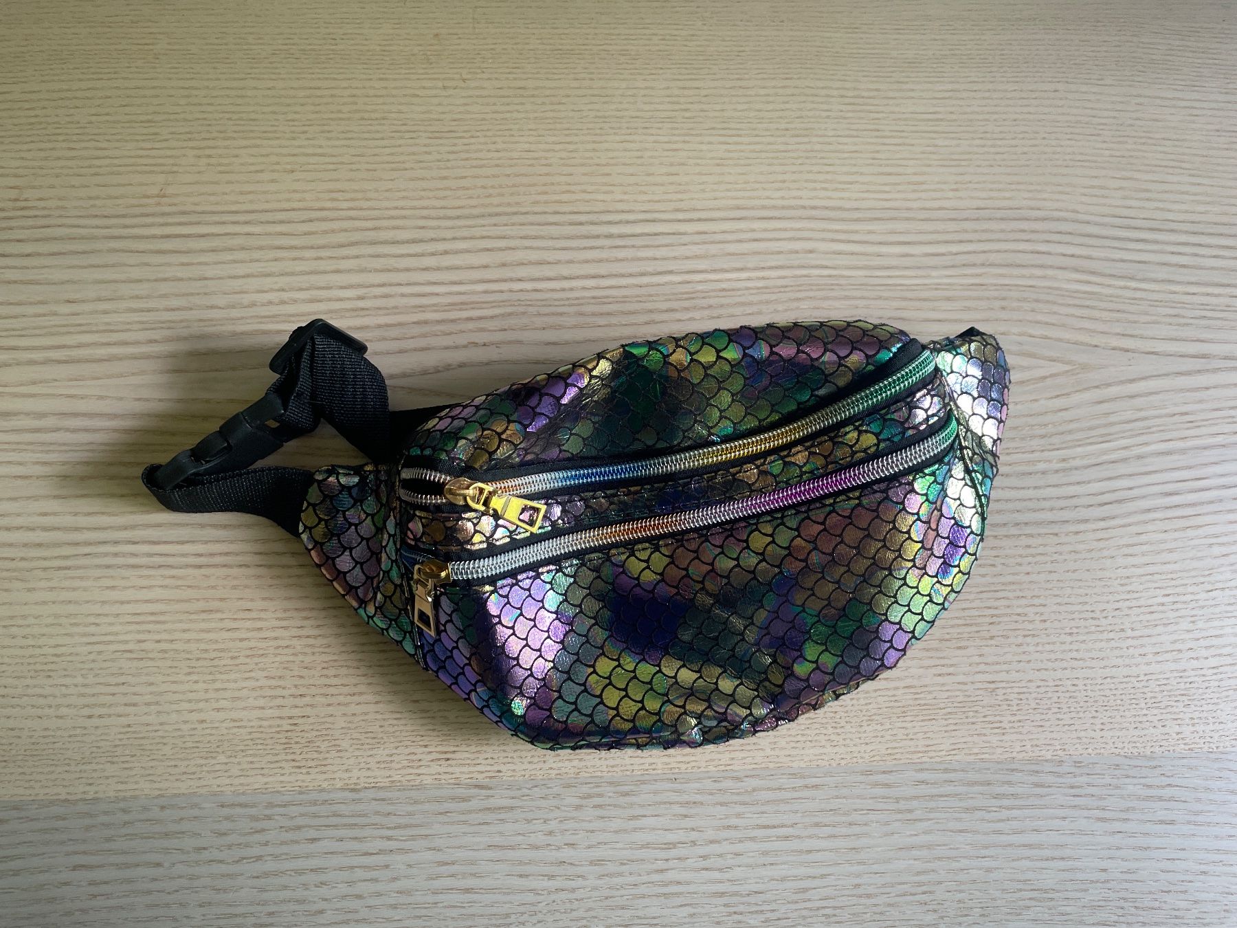 Taschen: Bauchtasche – Neu (gemäss Beschreibung) aus Zürich von jandra01
