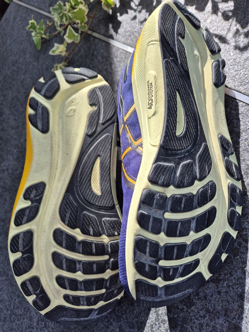 Scarpe da uomo: ASICS Gel Kayano Gr. 44 – Usato da Schaffhausen venduto da Madison74 7
