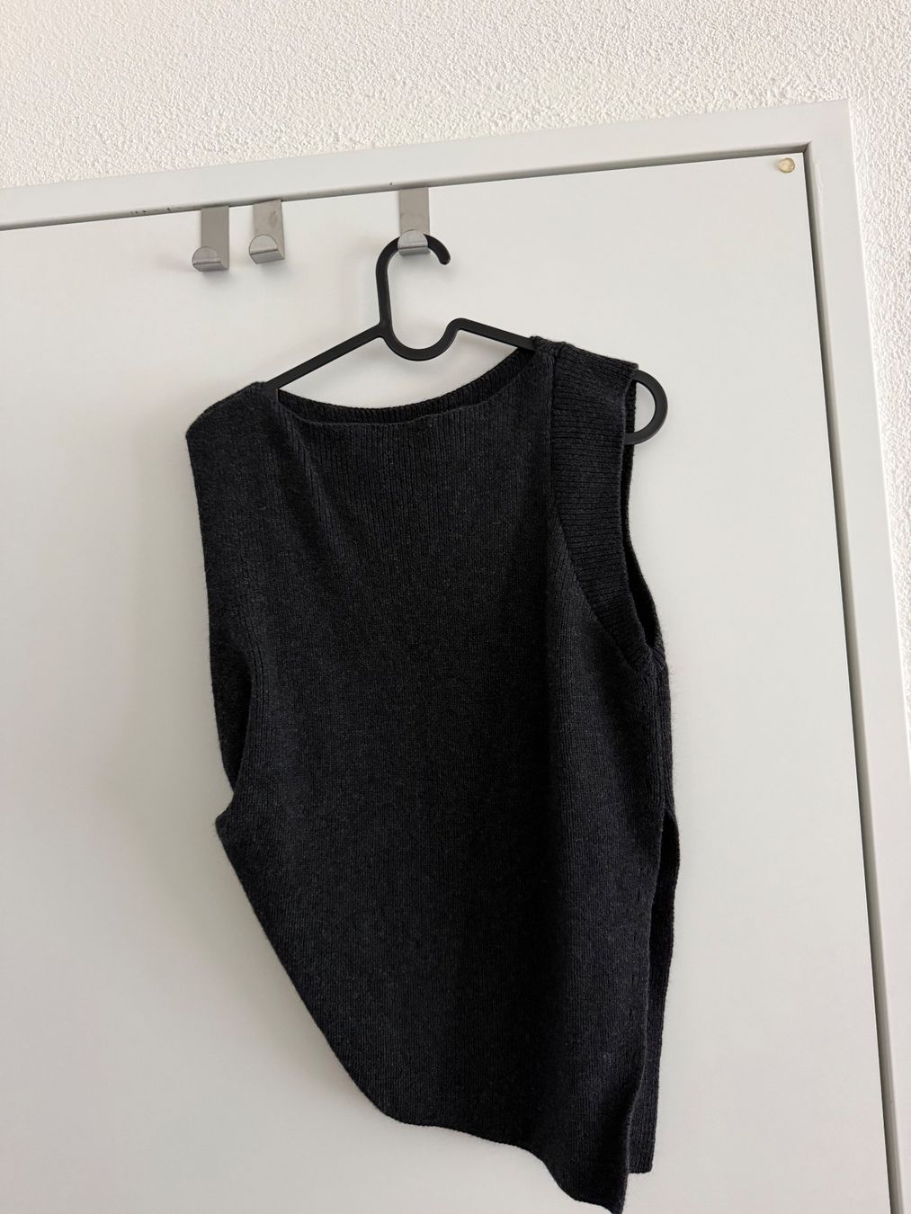 Zara Top: Zara asymmetrische Strickweste Gr. M – Usato da Klingnau venduto da Vdado
