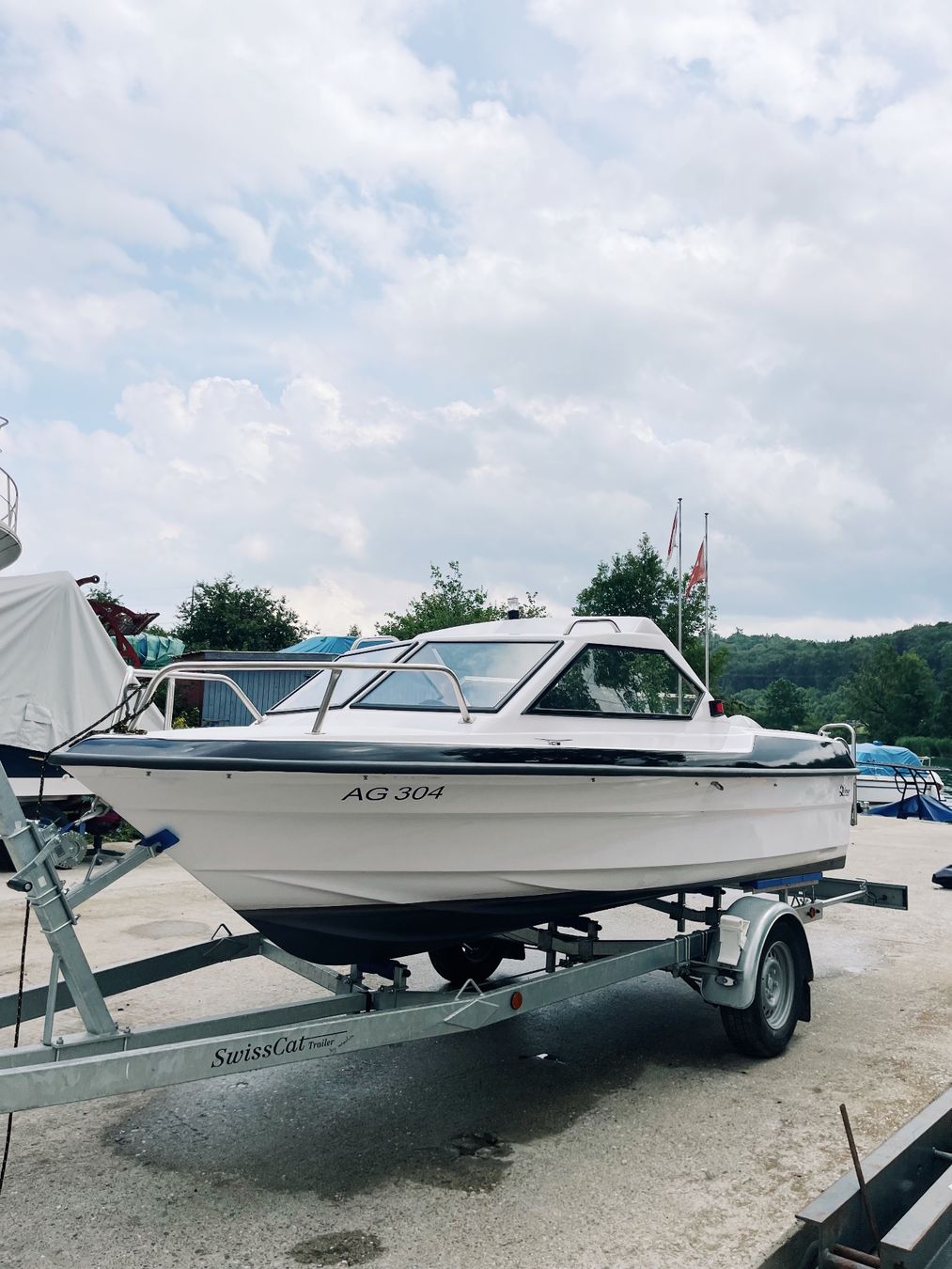 Barche: Motorboot Skibsplast mit Trailer und 8PS Honda – Usato da Solothurn venduto da Eduka72 1