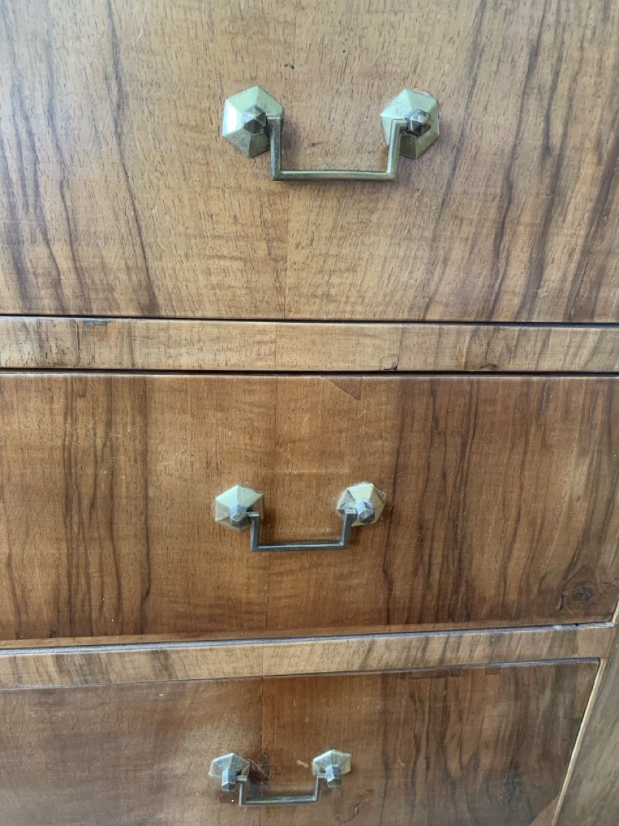 Commodes: Kommode Nussbaum  antik  – D'occasion à Ebmatingen par atelierpaddy 2