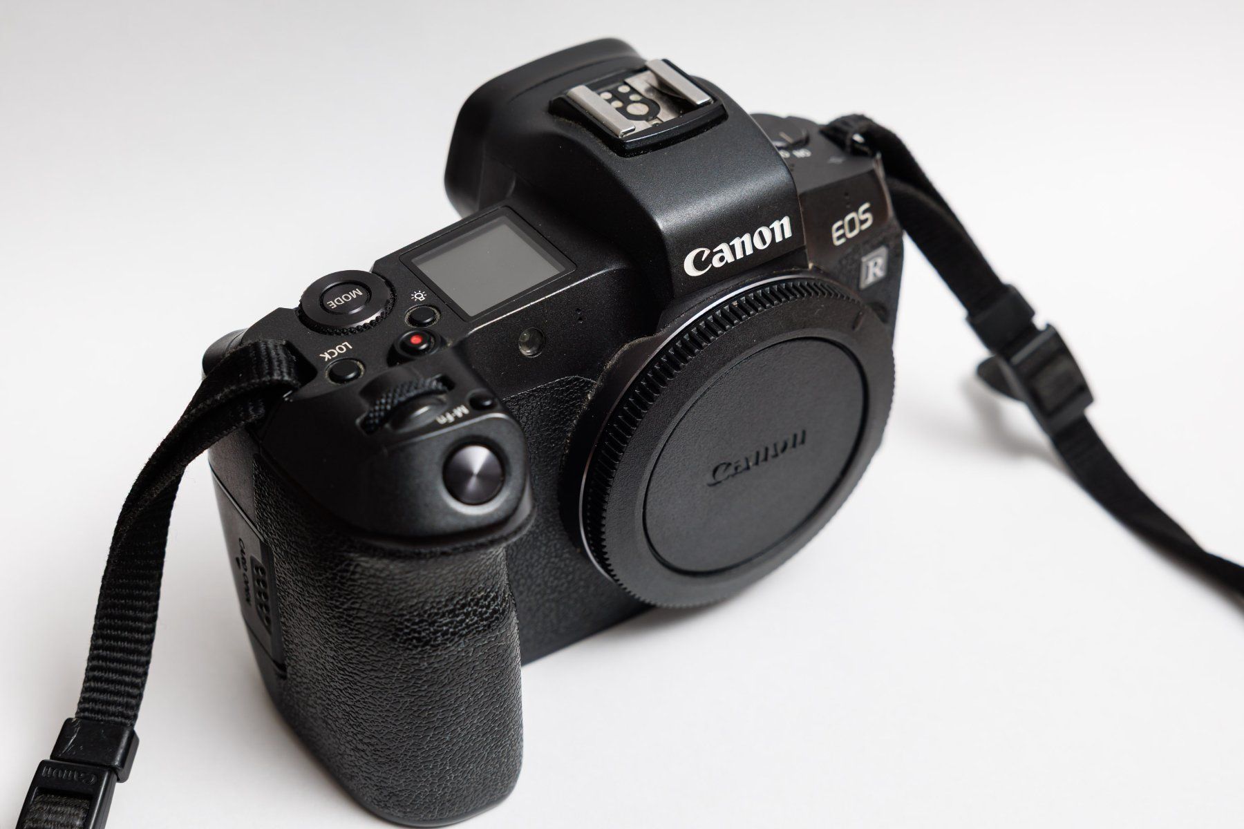 Canon Kamera: Canon EOS R – Vollformat, 30,3 Megapixel – Gebraucht aus Spiegel b. Bern von Champer