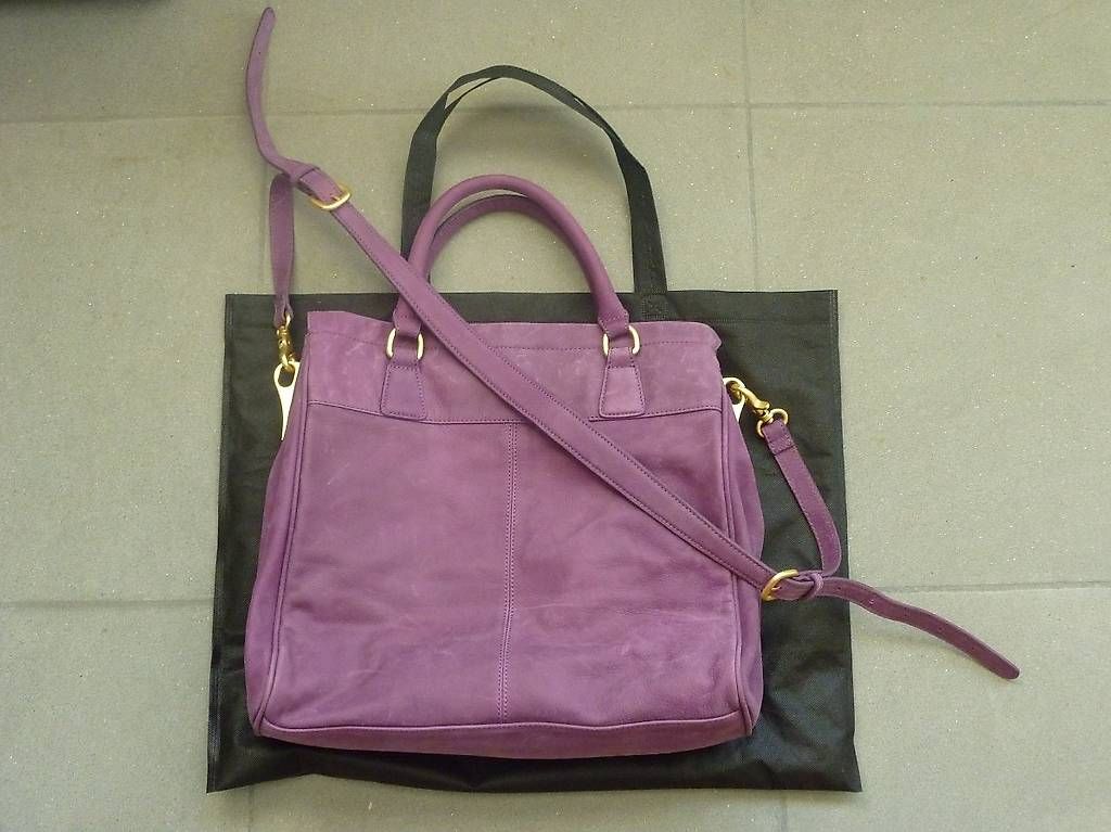 FredsBruder Sacs femmes: Fred`sBruder Ledertasche, violett. – Neuf (Voir description) à Appenzell Meister. par Lignum 4