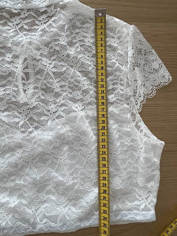 Blusen: Oktoberfest Dirndlbluse weiss ca. Gr. L – Neu (gemäss Beschreibung) aus Reinach BL von present4you 2