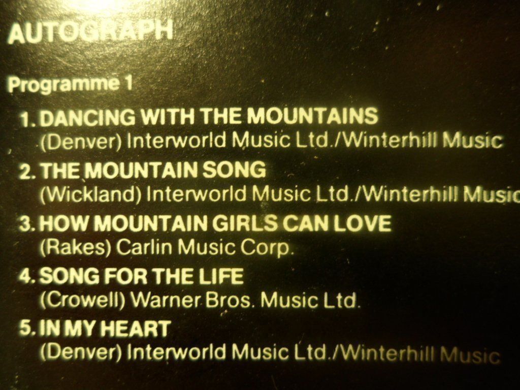 Musicassette: JOHN DENVER  AUTOGRAPH – Nuovo (secondo la descrizione) da Langnau i. E. venduto da gf2_29jt 1