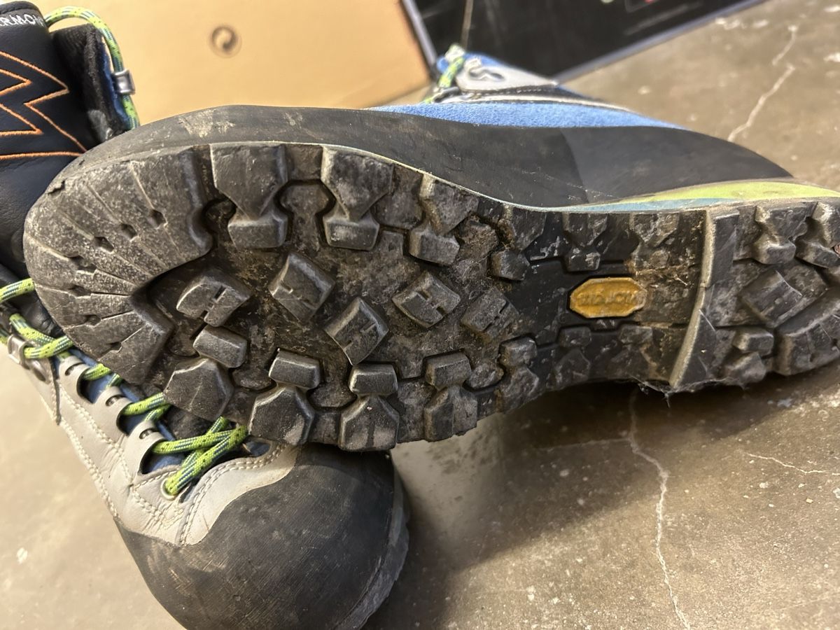Garmont Scarpe da uomo: Wanderschuhe Steigeisenfest – Usato da Luzern venduto da Juhui06 1