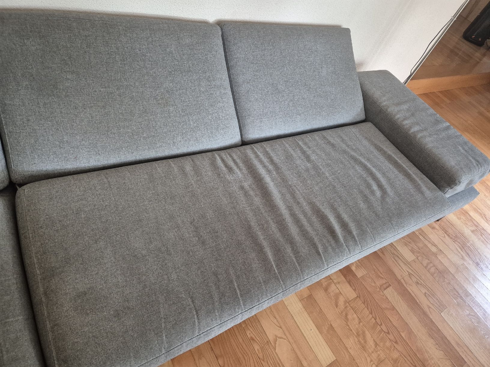 Interio Sofas: Sofa mit Chaiselongue – Gebraucht aus Sursee von Chrissle 3