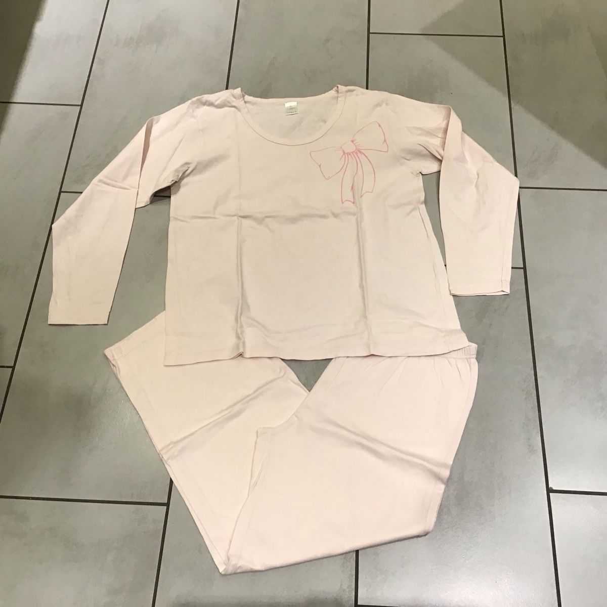 Negligees & Pigiami: Damen Pyjama rosa Schleife Gr. L – Usato da Trimbach venduto da Mery70 1